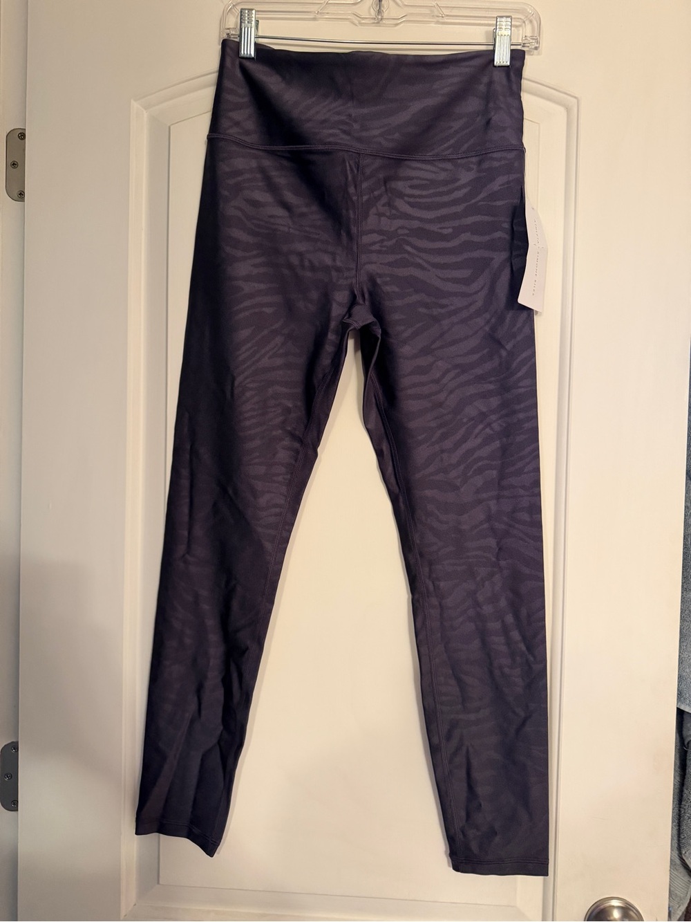 Athleta elation tights. NWT